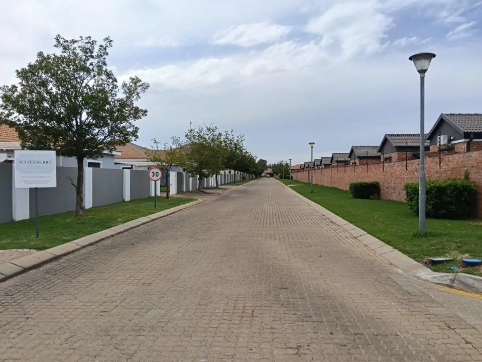 3 Bedroom Townhouse to rent in Waterberry Estate