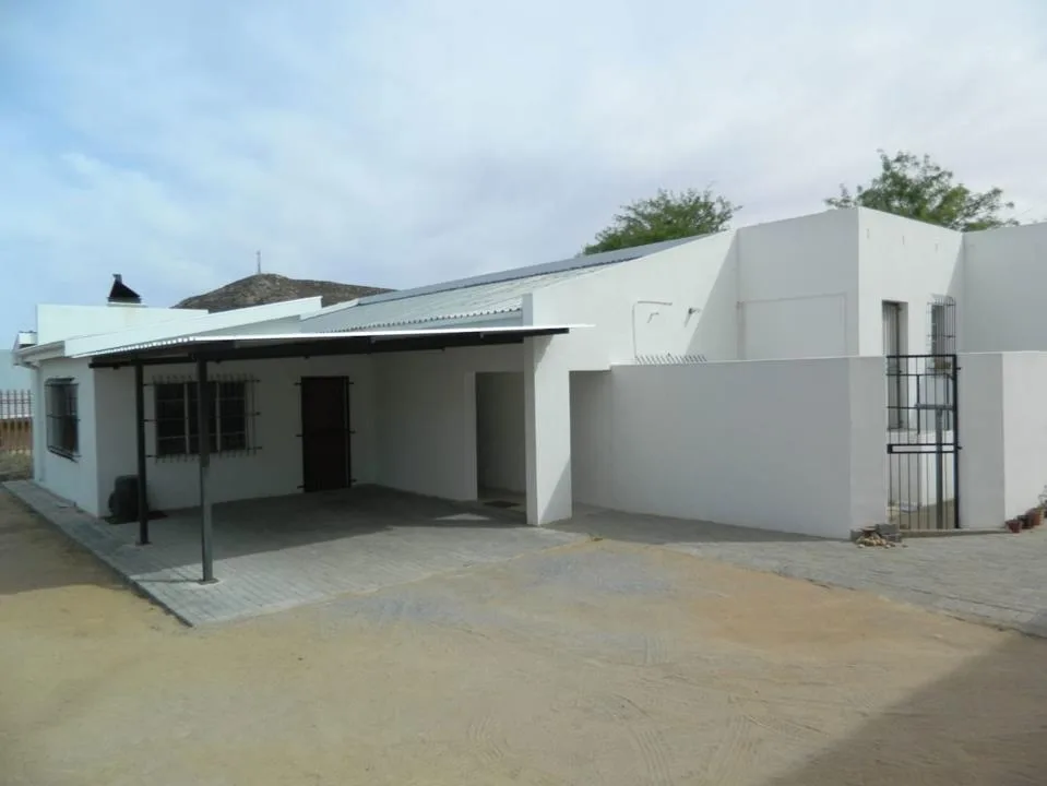 2 Bedroom House for sale in Springbok