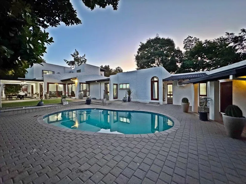 4 Bedroom House for sale in Waverley