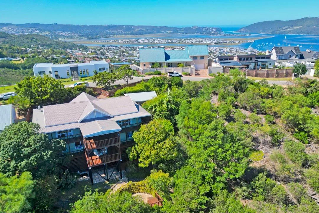 5 Bedroom House for sale in Knysna Heights