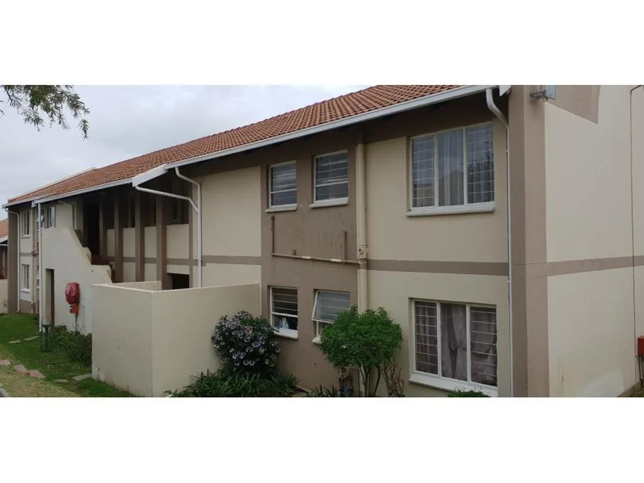 Property to rent in Vorna Valley