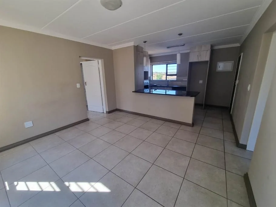 2 Bedroom Apartment / flat for sale in Amberfield