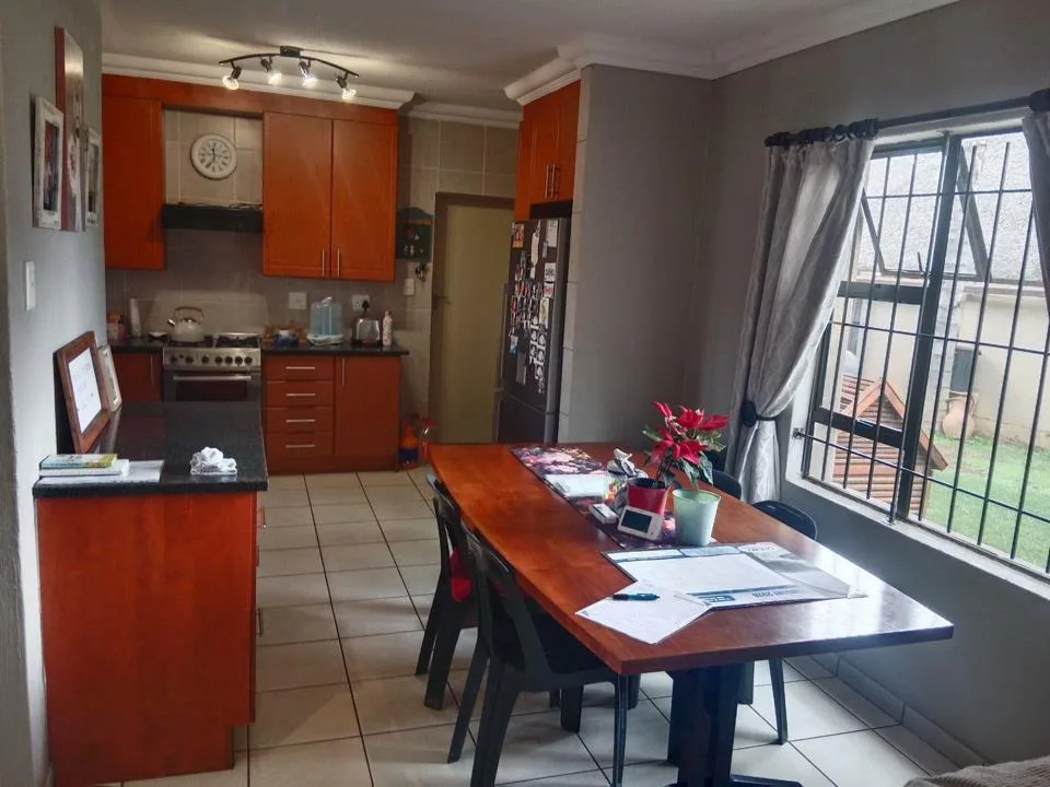 3 Bedroom Townhouse for sale in Sylviavale