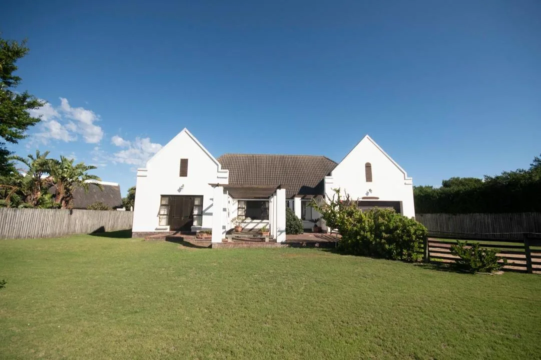 3 Bedroom House for sale in St Francis Bay Village