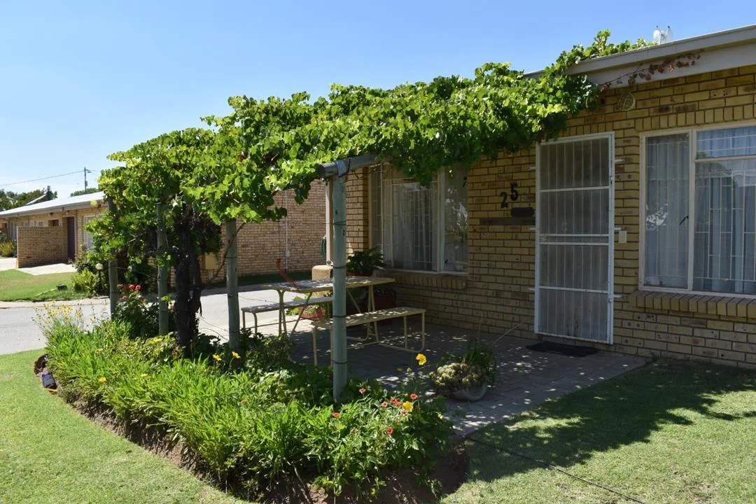 2 Bedroom Townhouse for sale in Marquard