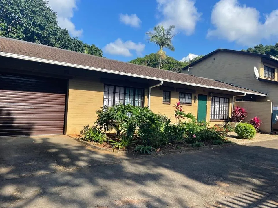 3 Bedroom Apartment / flat to rent in Pennington