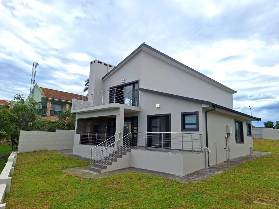 3 Bedroom House for sale in Wavecrest