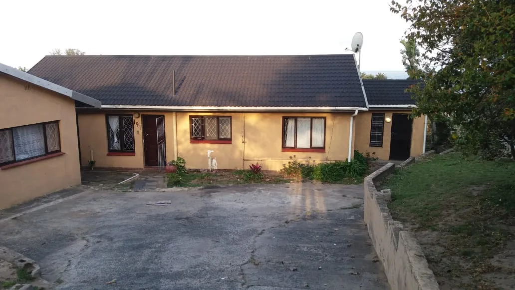 2 Bedroom House for sale in Hibberdene
