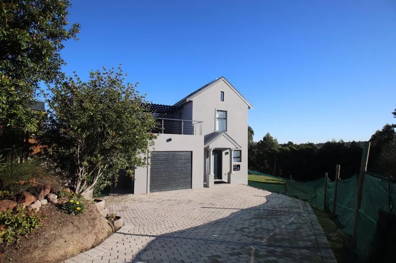 3 Bedroom House for sale in Mont Fleur Mountain Estate
