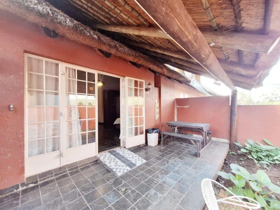 1 Bedroom House to rent in Broederstroom