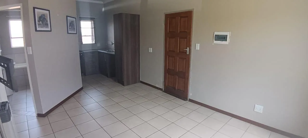 2 Bedroom House to rent in Terra Nova