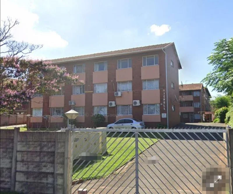 2 Bedroom Apartment / flat for sale in Montclair