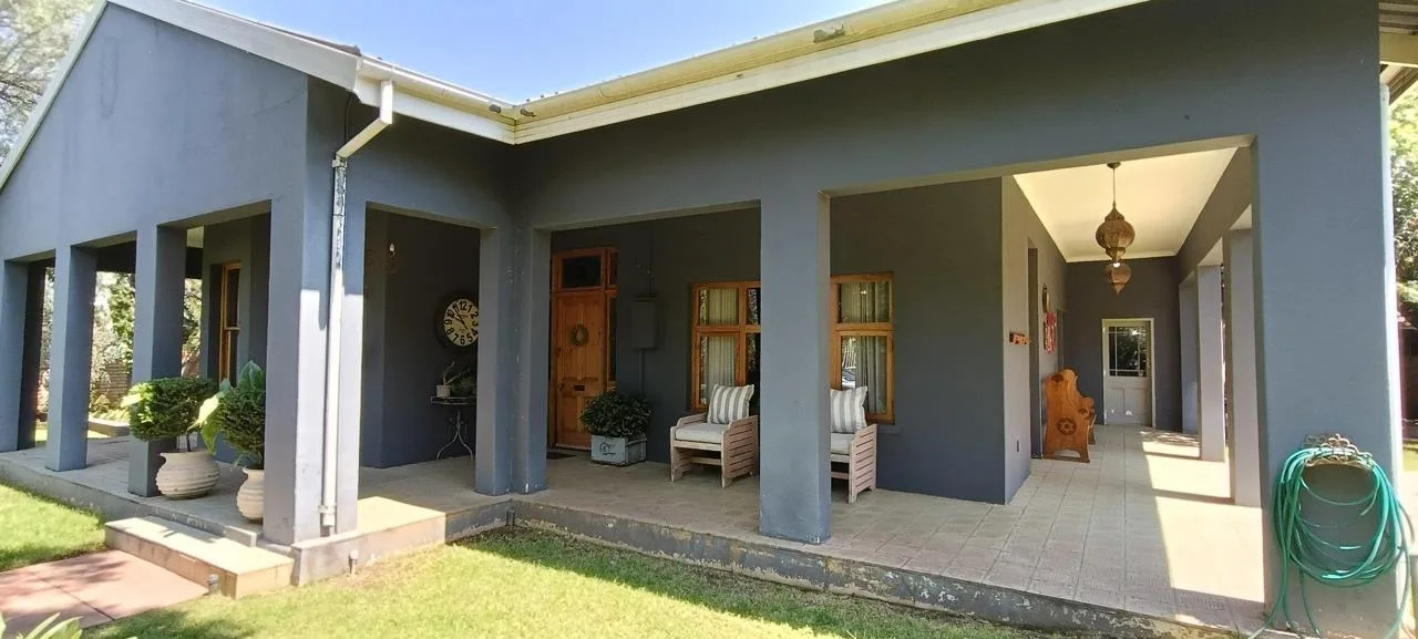 3 Bedroom House for sale in Memorial Road Area