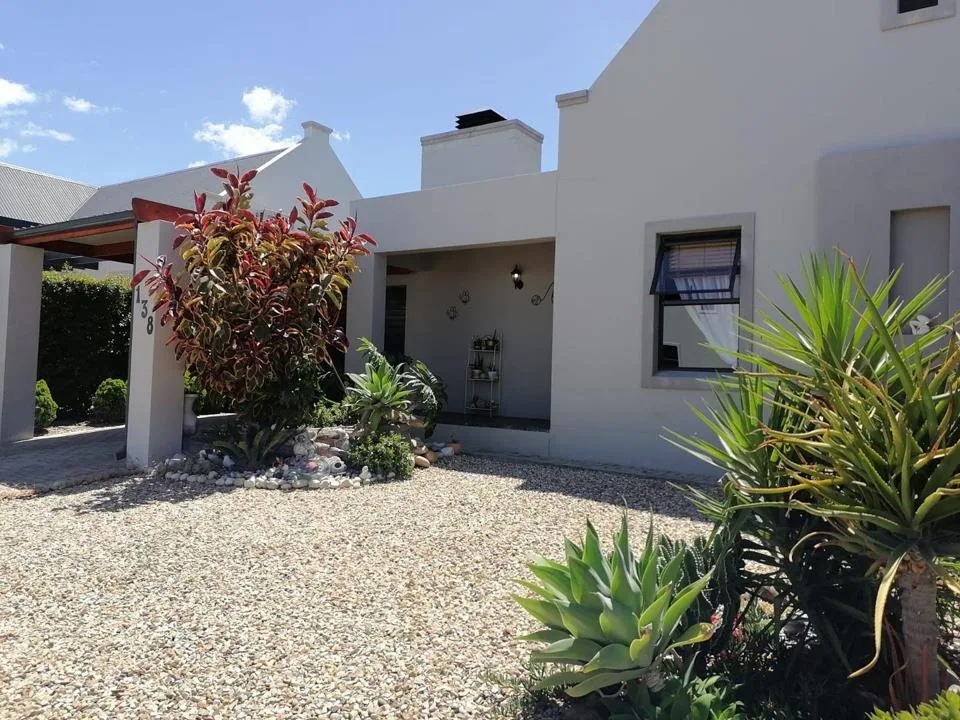 3 Bedroom House for sale in Rouxpark