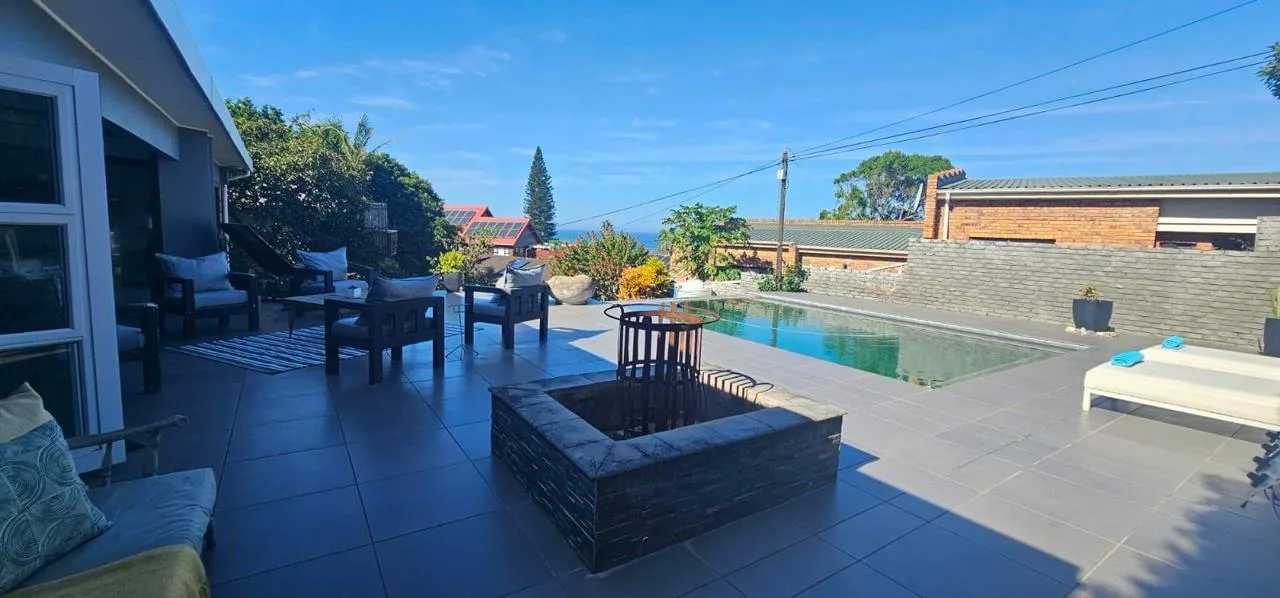 3 Bedroom House for sale in Cintsa East