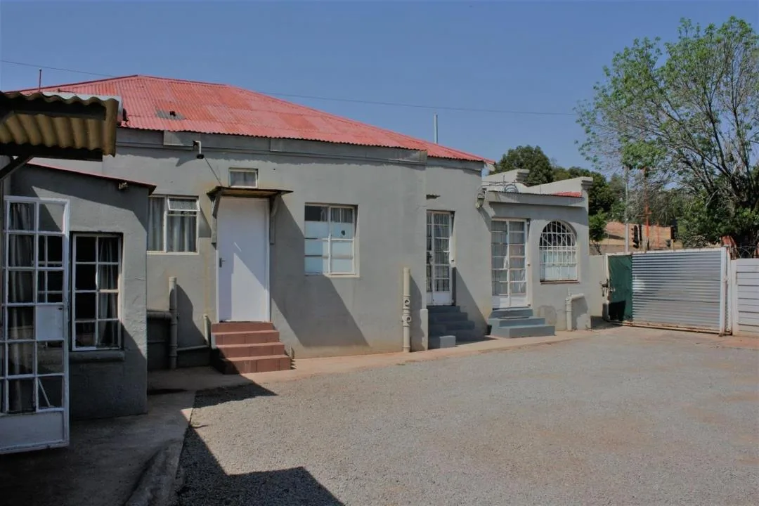 1 Bedroom Apartment / flat to rent in Westdene