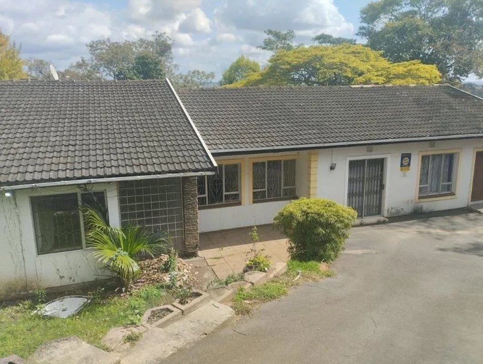 8 Bedroom House for sale in Westville