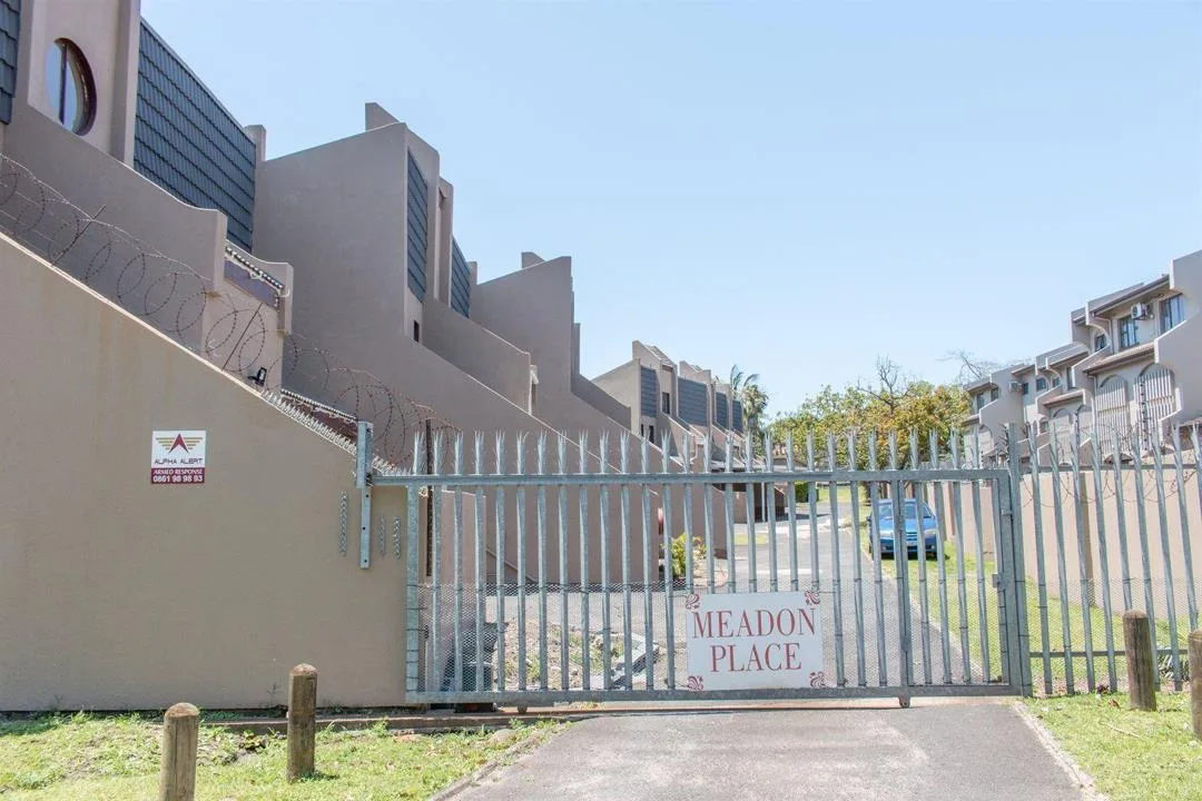 3 Bedroom Townhouse for sale in Meer En See