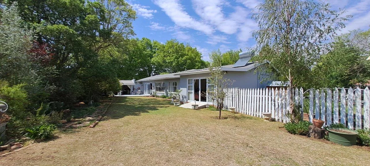 3 Bedroom House for sale in Panorama