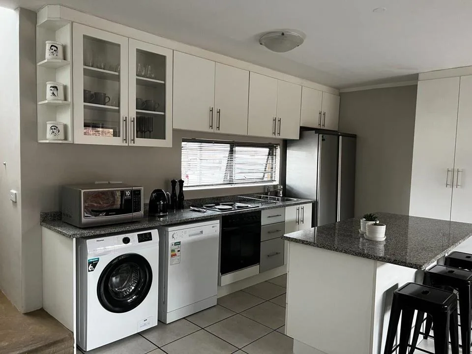 3 Bedroom Apartment / flat to rent in Mooivallei Park