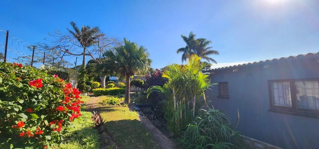 4 Bedroom House for sale in Sea Park