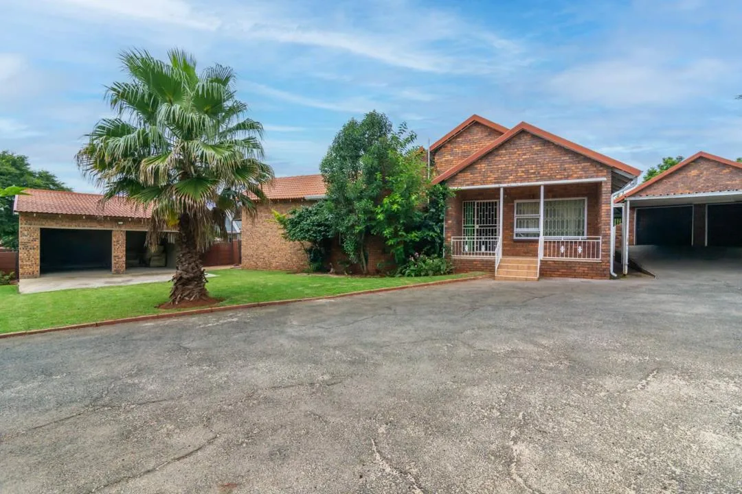 4 Bedroom House for sale in Rant En Dal