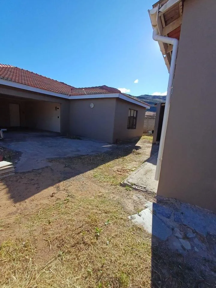 3 Bedroom House to rent in Madeira Park
