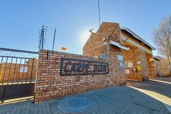 3 Bedroom Townhouse for sale in Baillie Park