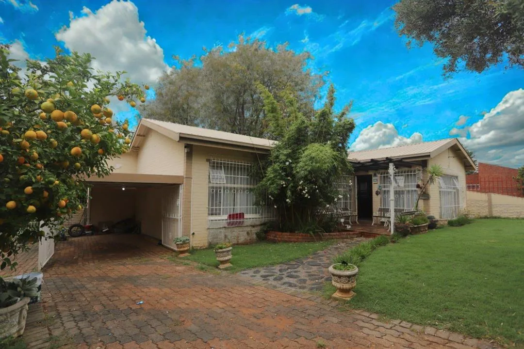3 Bedroom House for sale in Virginia Park
