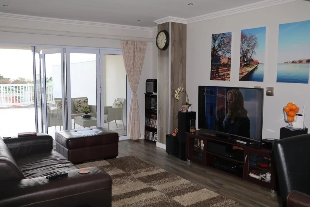 3 Bedroom Townhouse for sale in Kindlewood Estate
