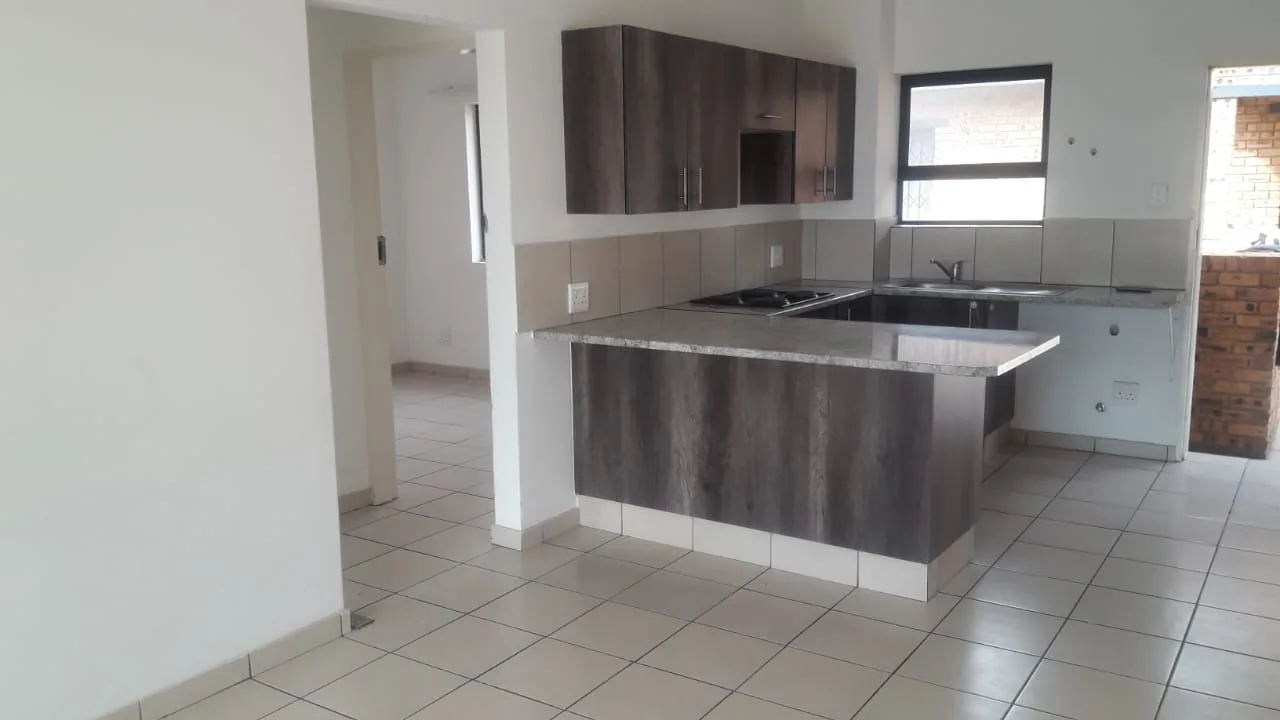 2 Bedroom Townhouse for sale in Witfield