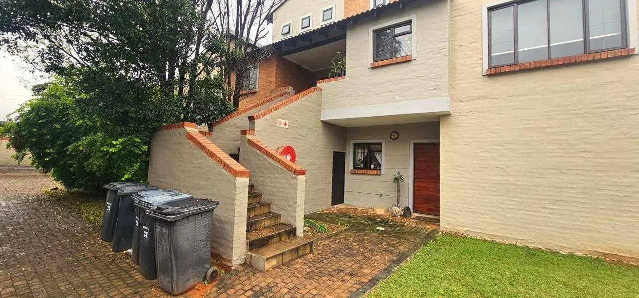 3 Bedroom Apartment / flat to rent in Waterval East