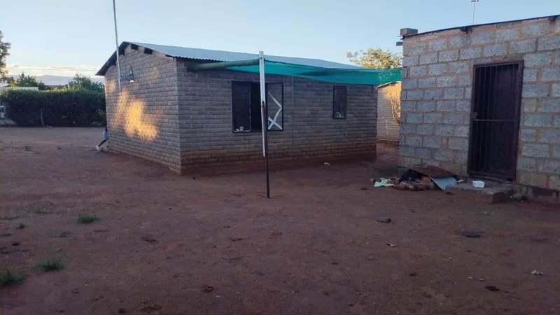 2 Bedroom House for sale in Rodenbeck