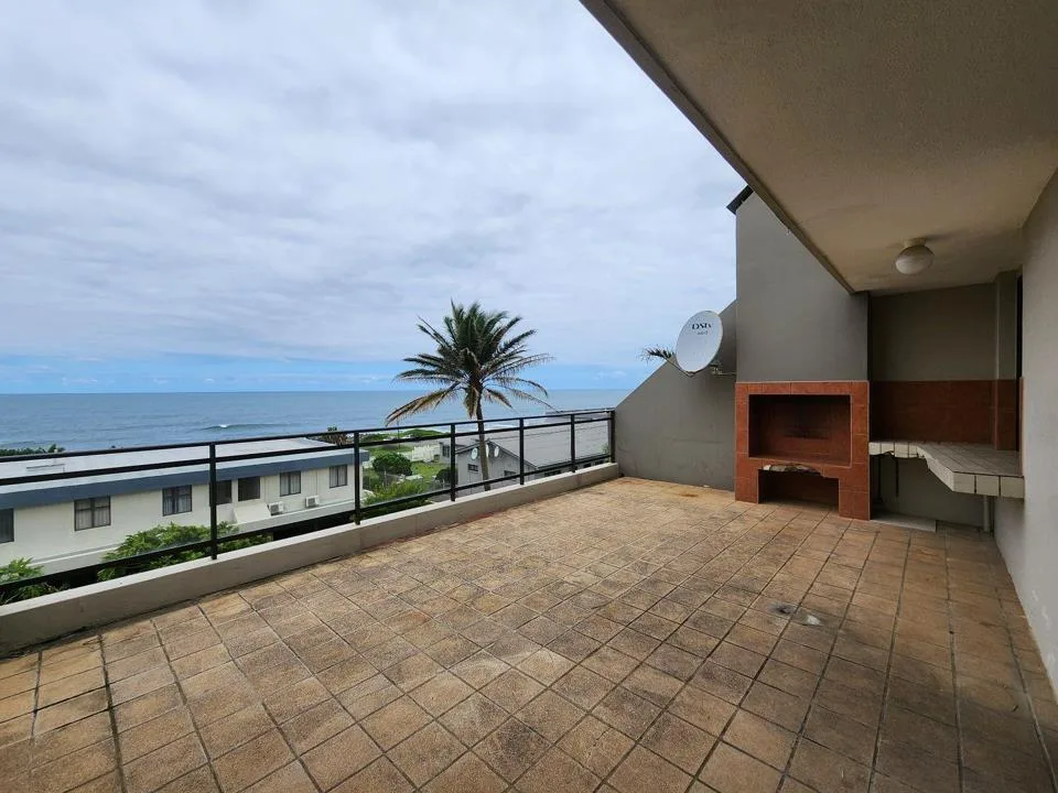 2 Bedroom Apartment / flat for sale in Manaba Beach