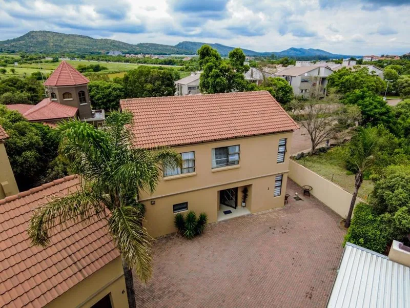 7 Bedroom Townhouse for sale in Xanadu Eco Park