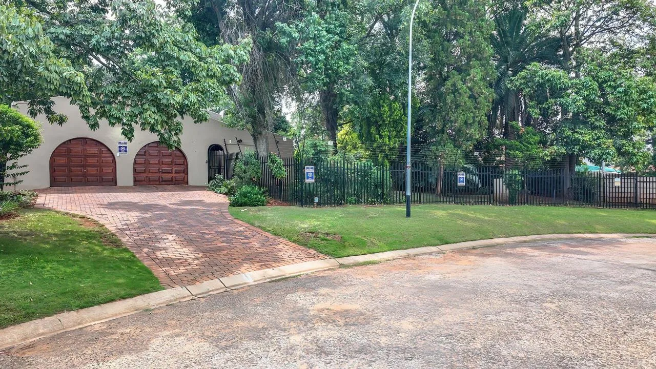 5 Bedroom House for sale in Northcliff