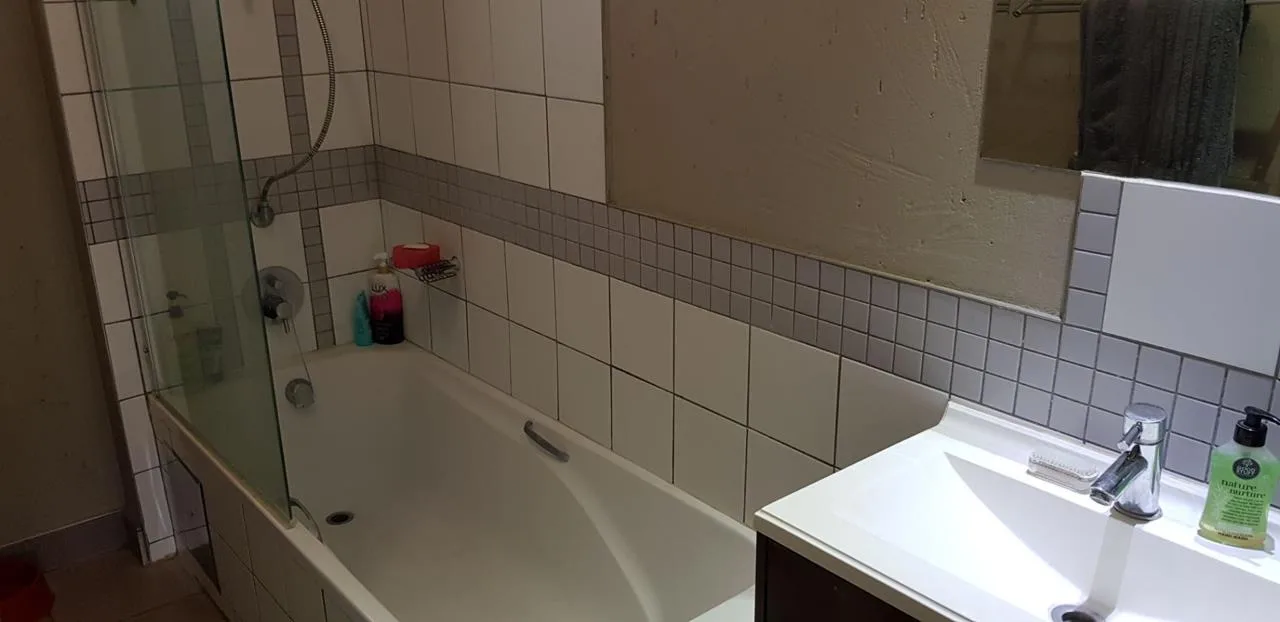 1 Bedroom Apartment / flat for sale in Van Der Hoff Park