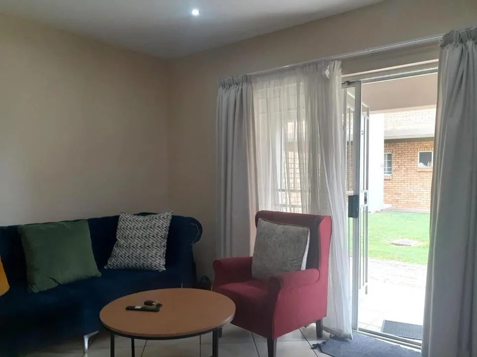 2 Bedroom Apartment / flat for sale in Monavoni