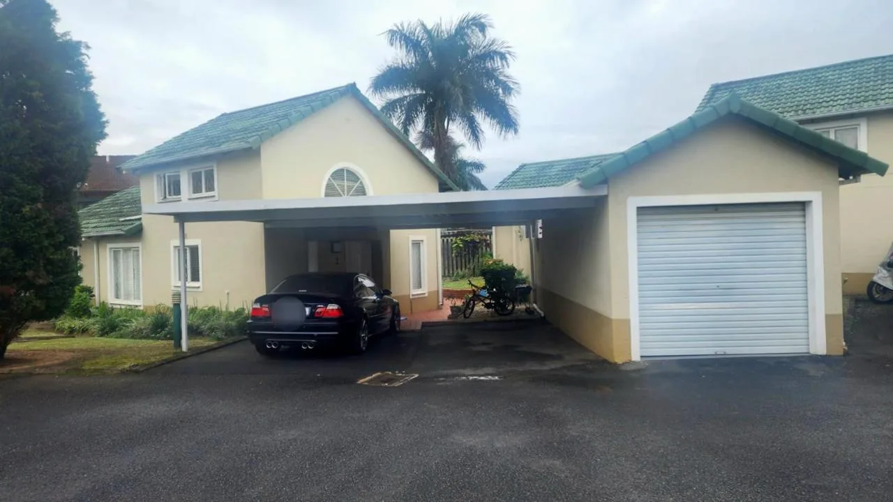3 Bedroom Townhouse for sale in Mount Edgecombe