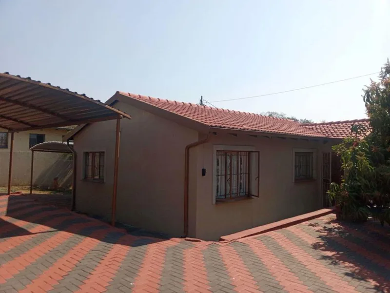 3 Bedroom House to rent in Kamagugu