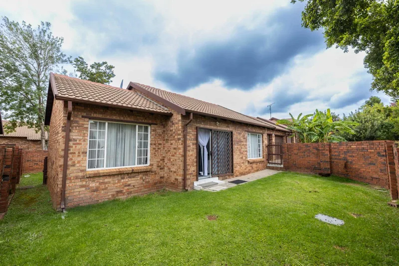 3 Bedroom Simplex in Noordwyk
