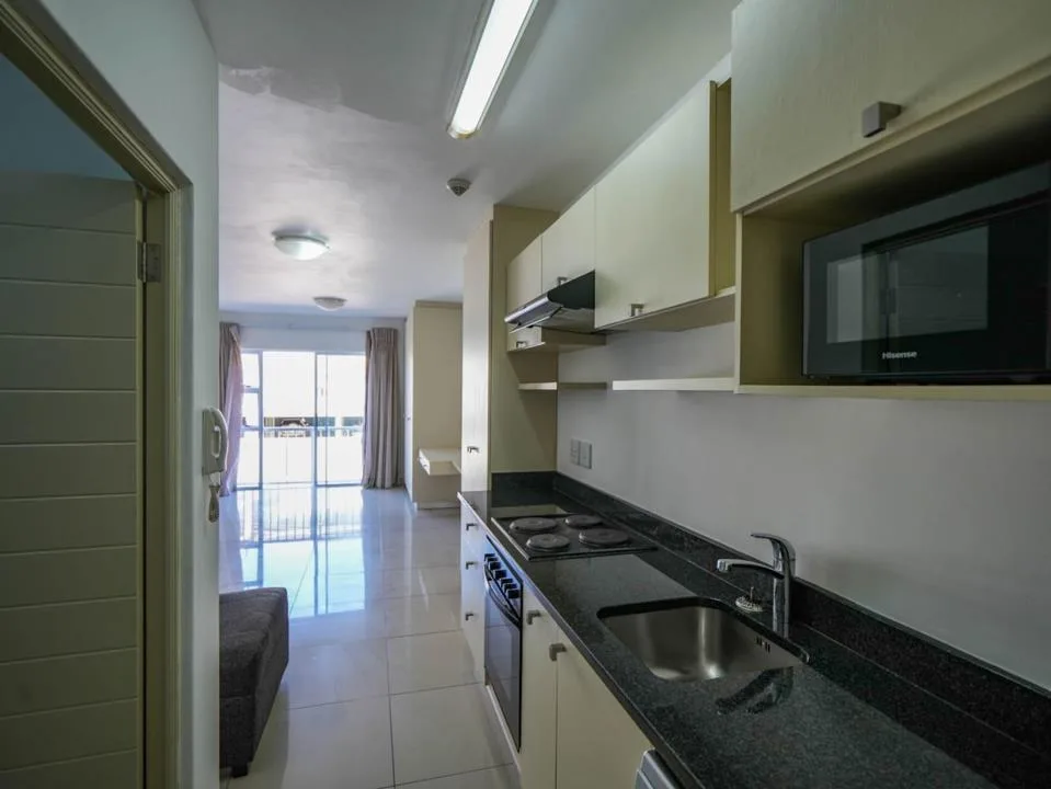 1 Bedroom Apartment / flat for sale in West Hill