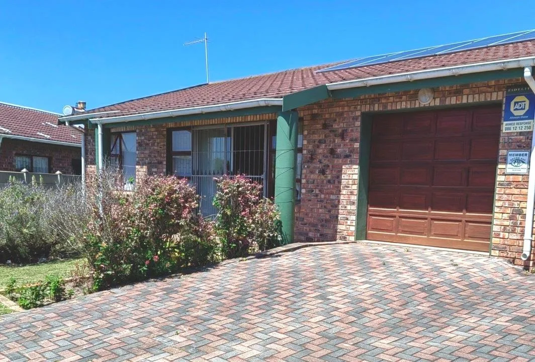 2 Bedroom House for sale in Aston Bay
