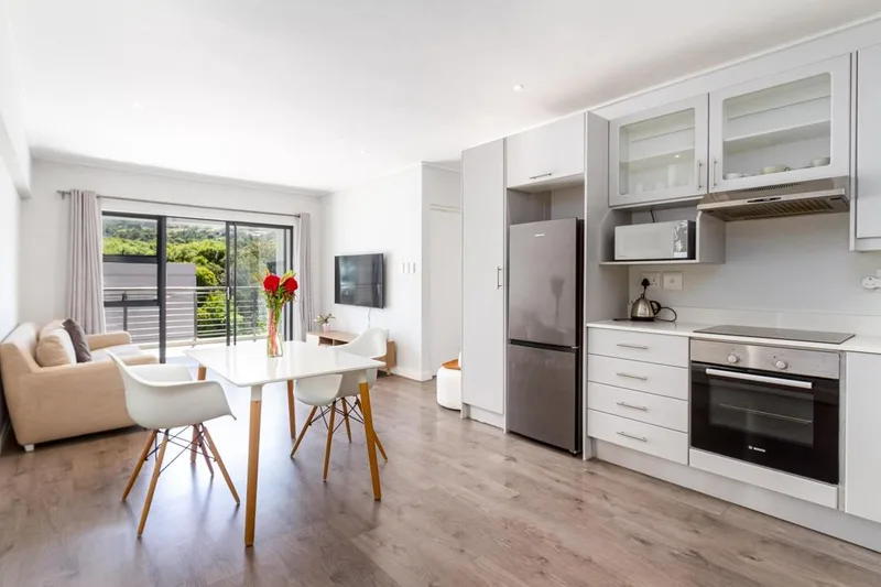 2 Bedroom Apartment / flat for sale in Rondebosch