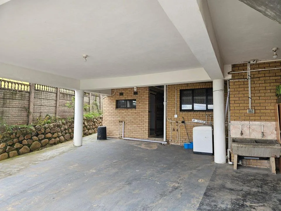 1 Bedroom House to rent in Shallcross