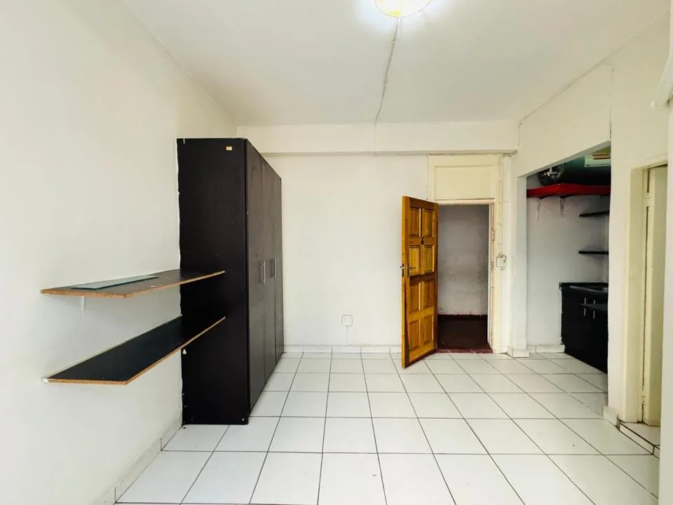 0.5 Bedroom Apartment / flat to rent in Kensington