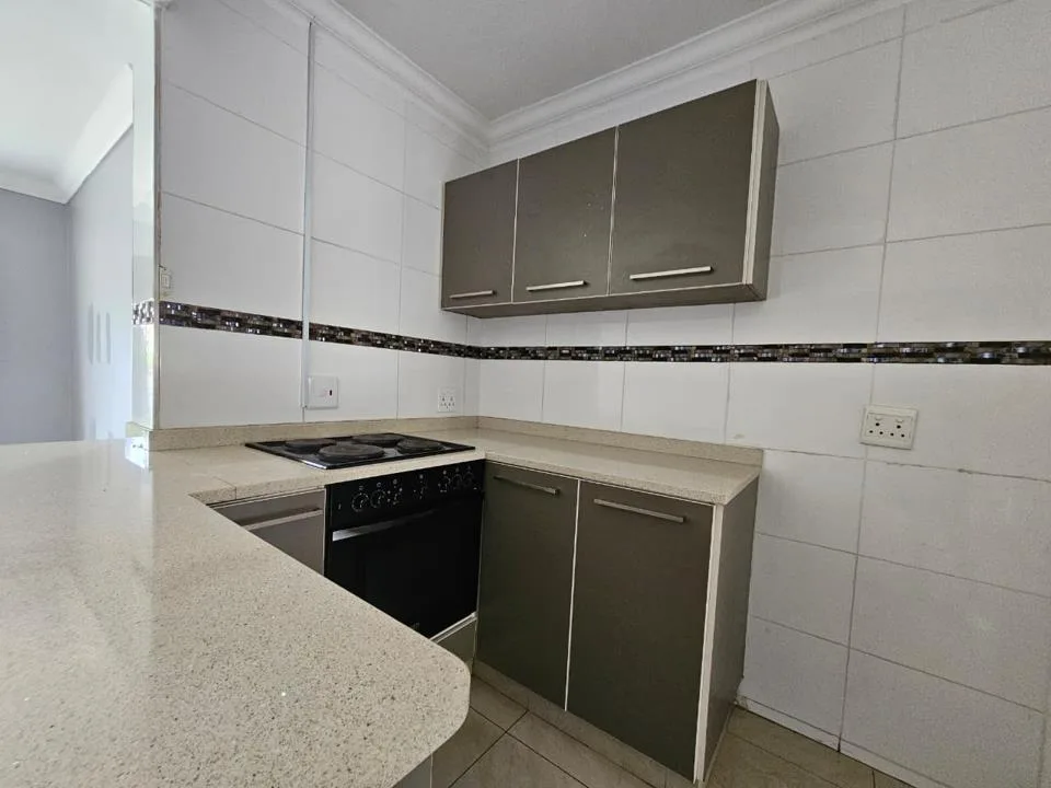 2 Bedroom Apartment / flat to rent in Meer En See