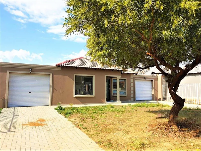 3 Bedroom House for sale in Mandela View