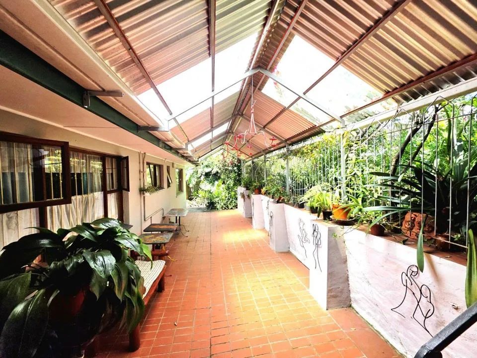 4 Bedroom House for sale in Amalinda North