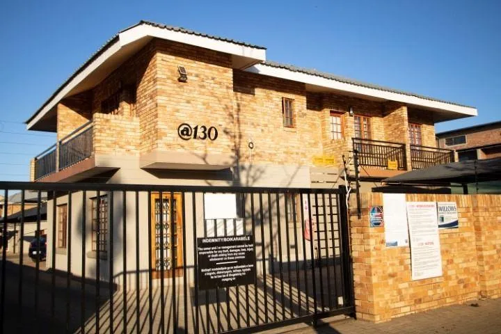 2 Bedroom Apartment / flat to rent in Die Bult